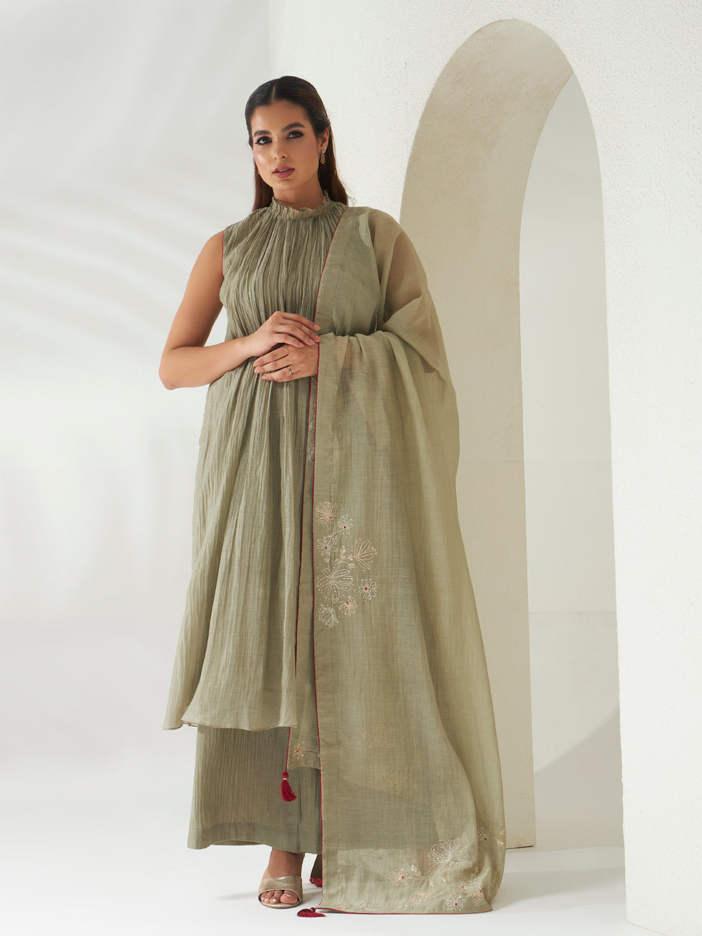 Ela Pleated Straight Suit Set