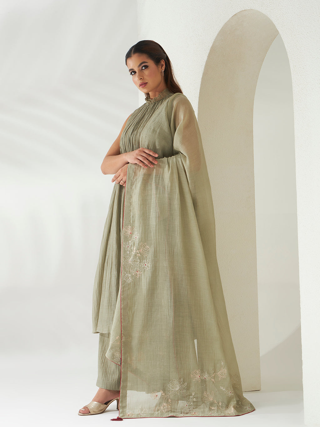 Ela Pleated Straight Suit Set