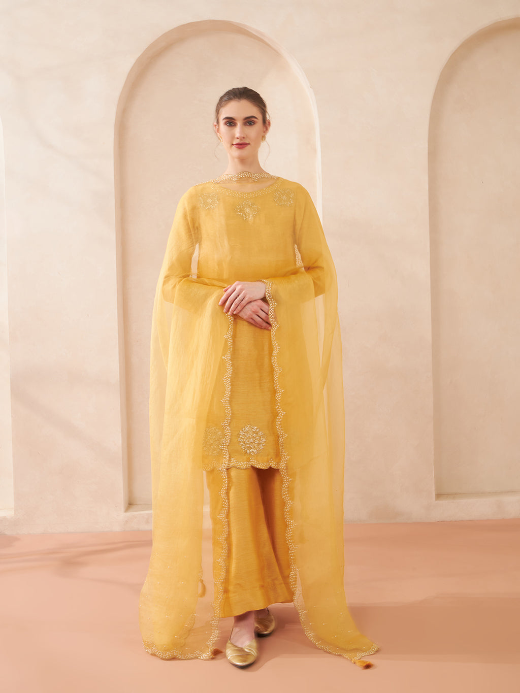 Kesar Suit Set