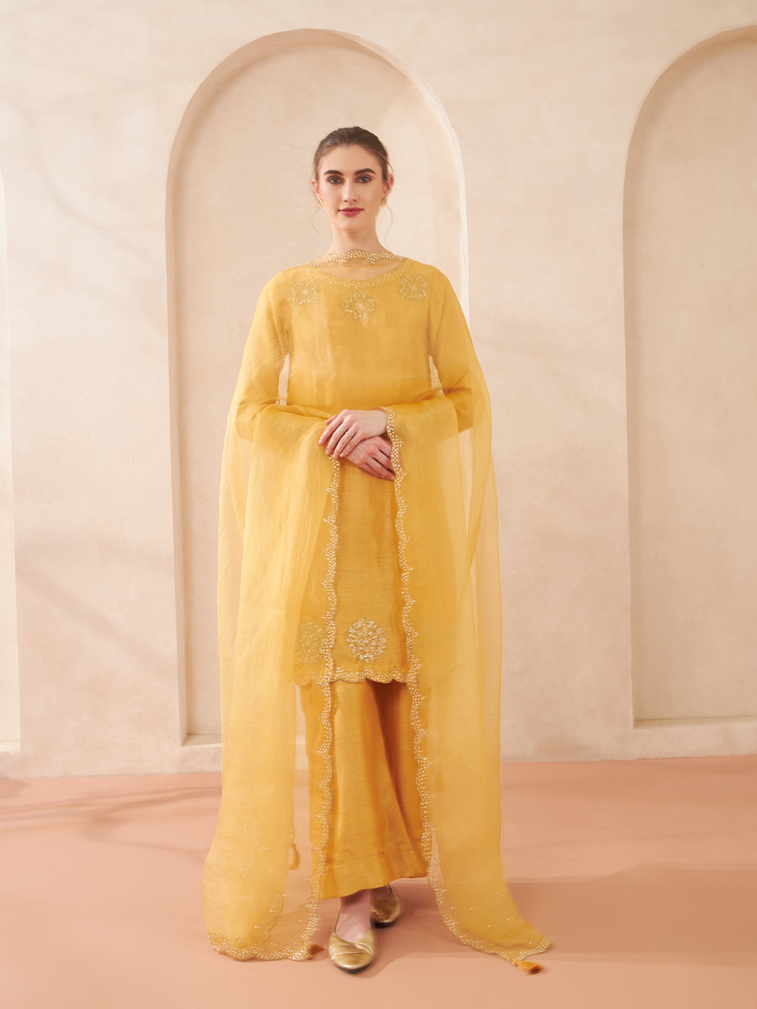 Kesar Suit Set