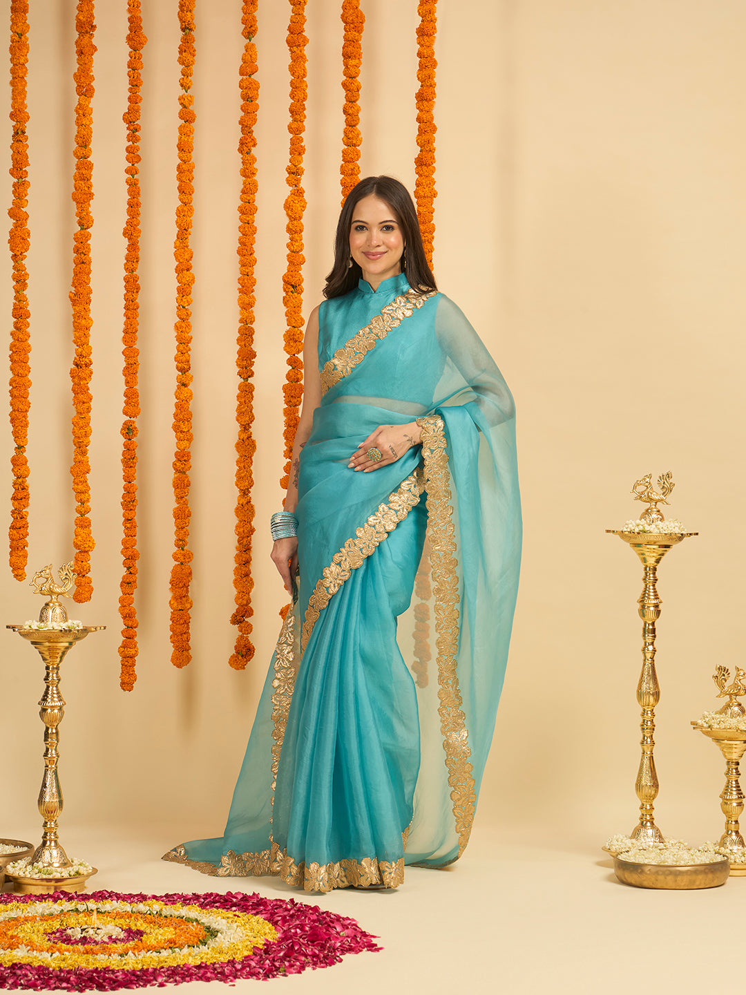 Roshni Saree