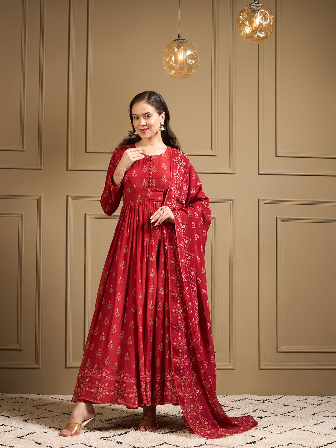 Surkh Anarkali Set