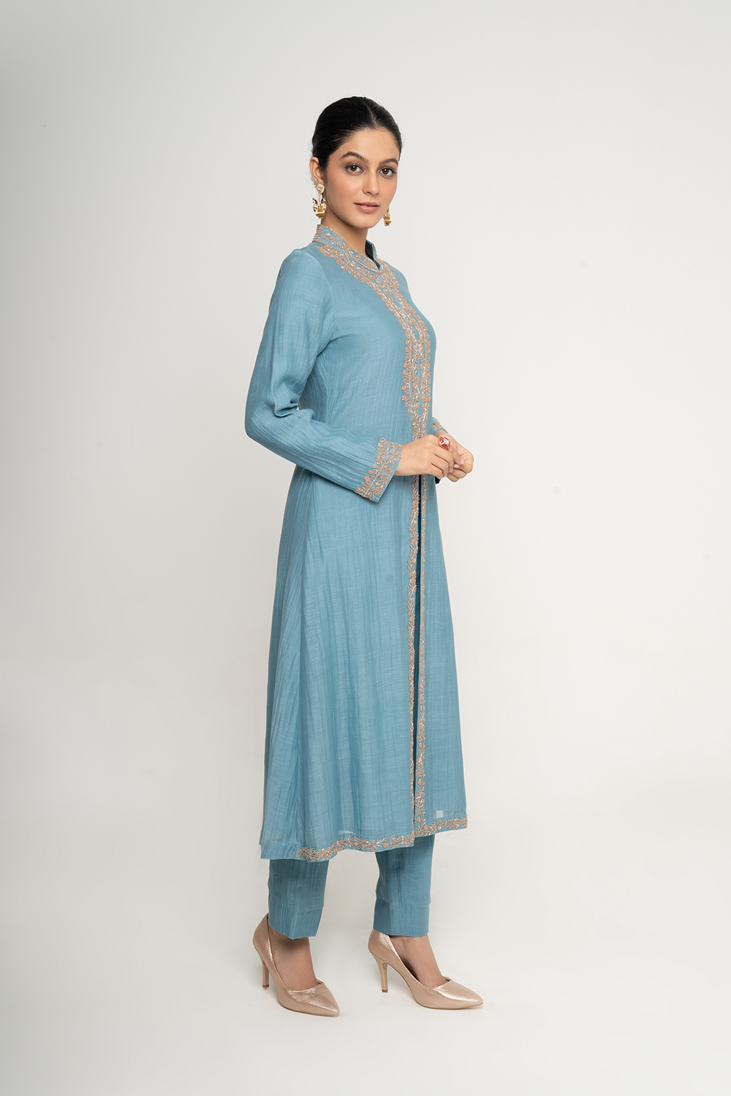 Hazy Blue (cut-line)