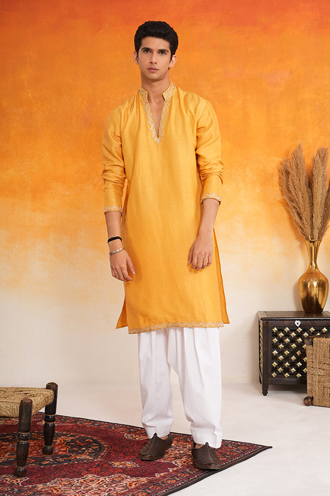 Kesar Men's Kurta