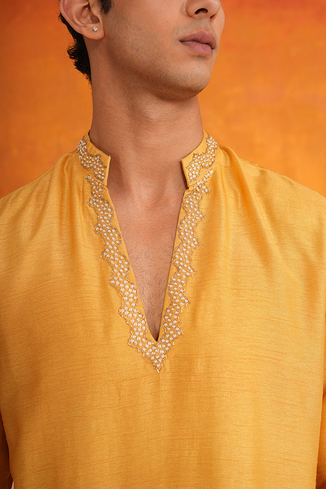 Kesar Men's Kurta