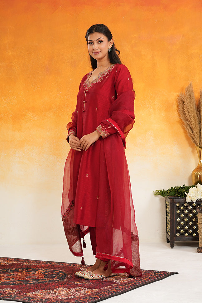 Laal Ishq Kurta Set