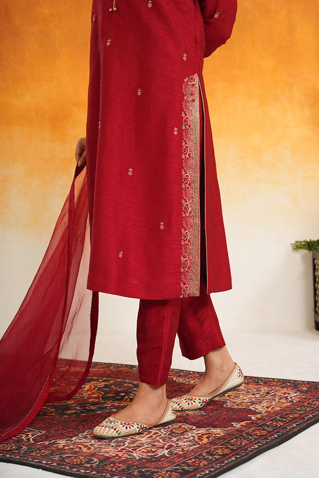 Laal Ishq Kurta Set